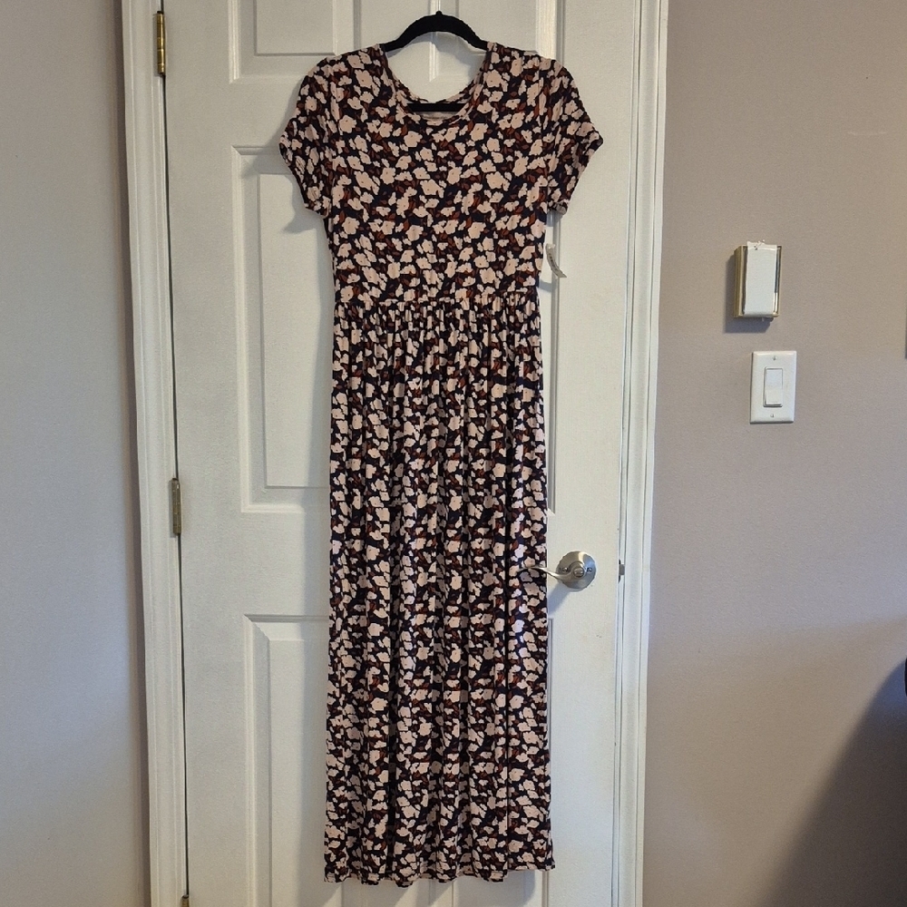 NWT Floral Maxi Dress - S - Picture 2 of 9